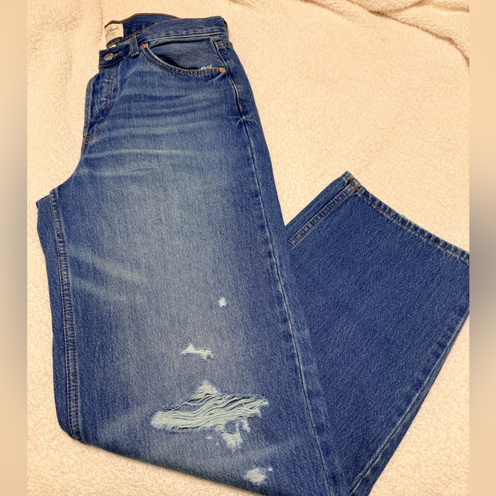 Universal Thread mid rise 90s baggy jeans